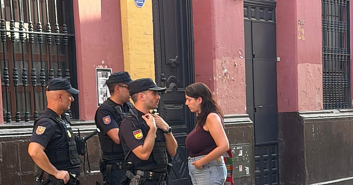 Conflicto en la calle Castellar: detenidos tras incidentes entre vecinos y una empresa de desokupación