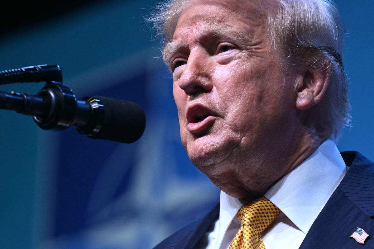 US Continues Strikes on Iran Following Trump's Ceasefire Declaration