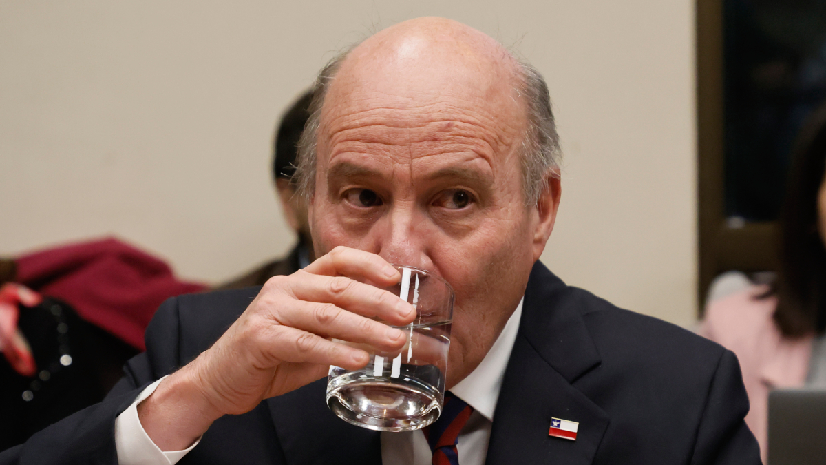 Conflicto entre Hacienda y senadores por ajuste del impuesto corporativo