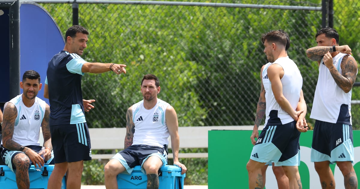 La Selección Argentina trabaja en la recuperación física del plantel antes de enfrentar a Inglaterra