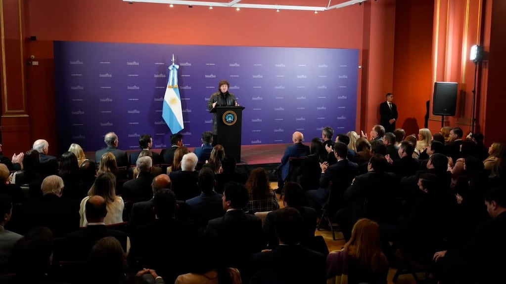 Gobierno impulsa reformas legislativas y económicas en medio del Mundial
