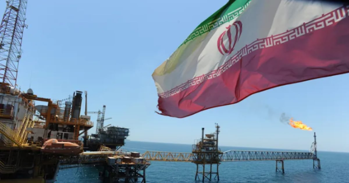 Aumento del petróleo tras enfrentamientos entre EE.UU. e Irán por el control del Estrecho de Ormuz