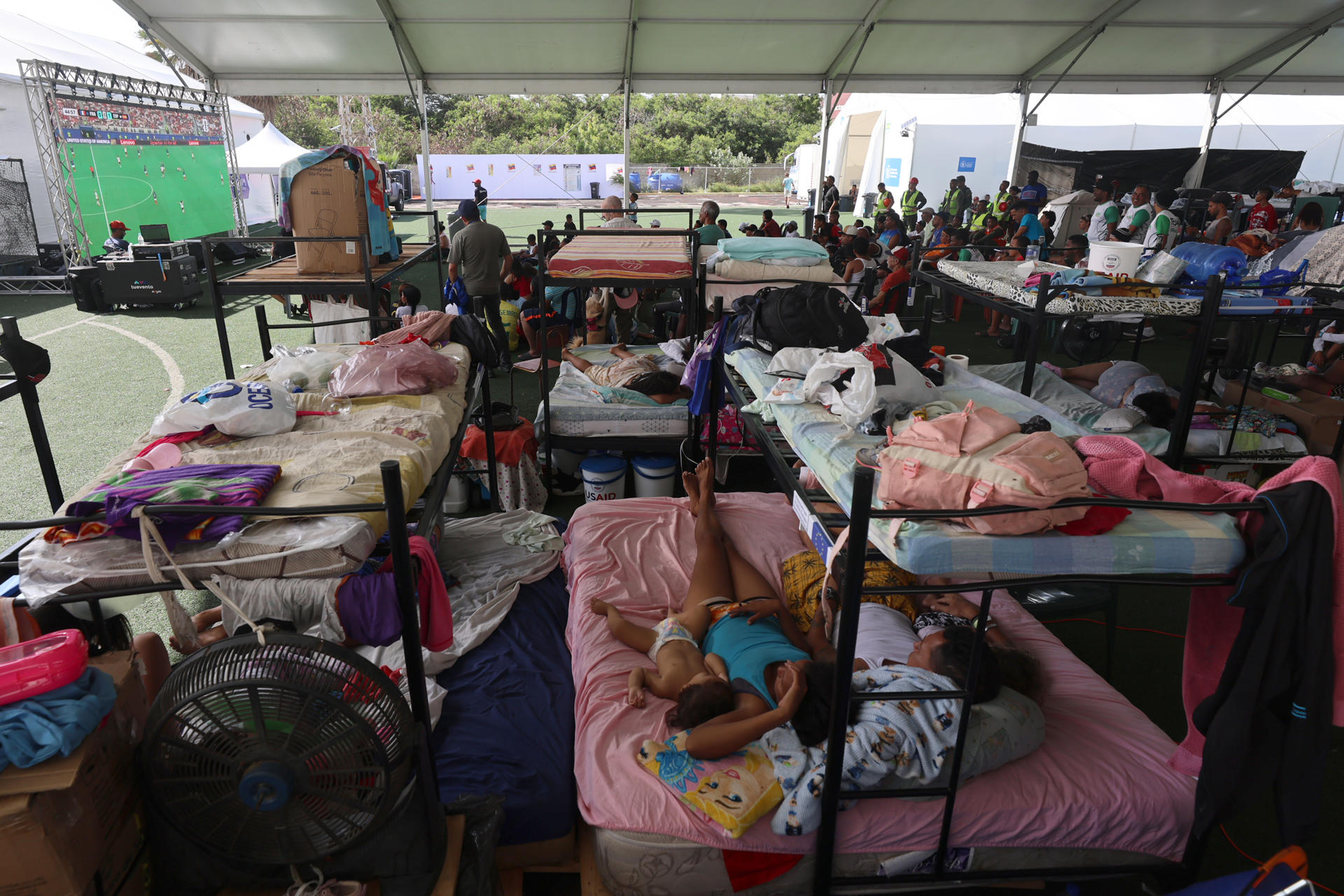 Venezuela reporta más de 20.000 damnificados en 106 campamentos tras terremotos