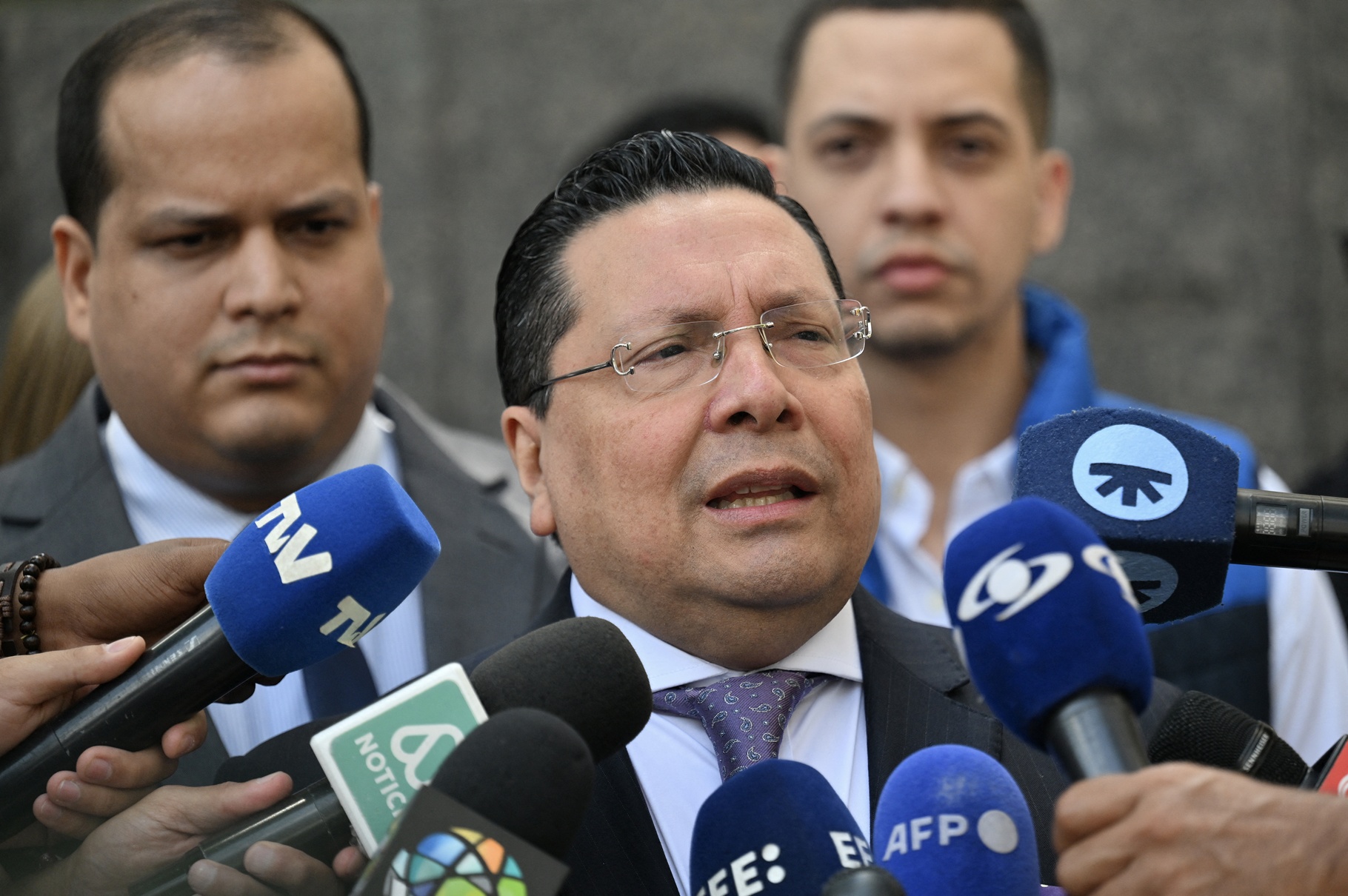 Proceso judicial de presos políticos en Venezuela: derechos violados y condenas anticipadas