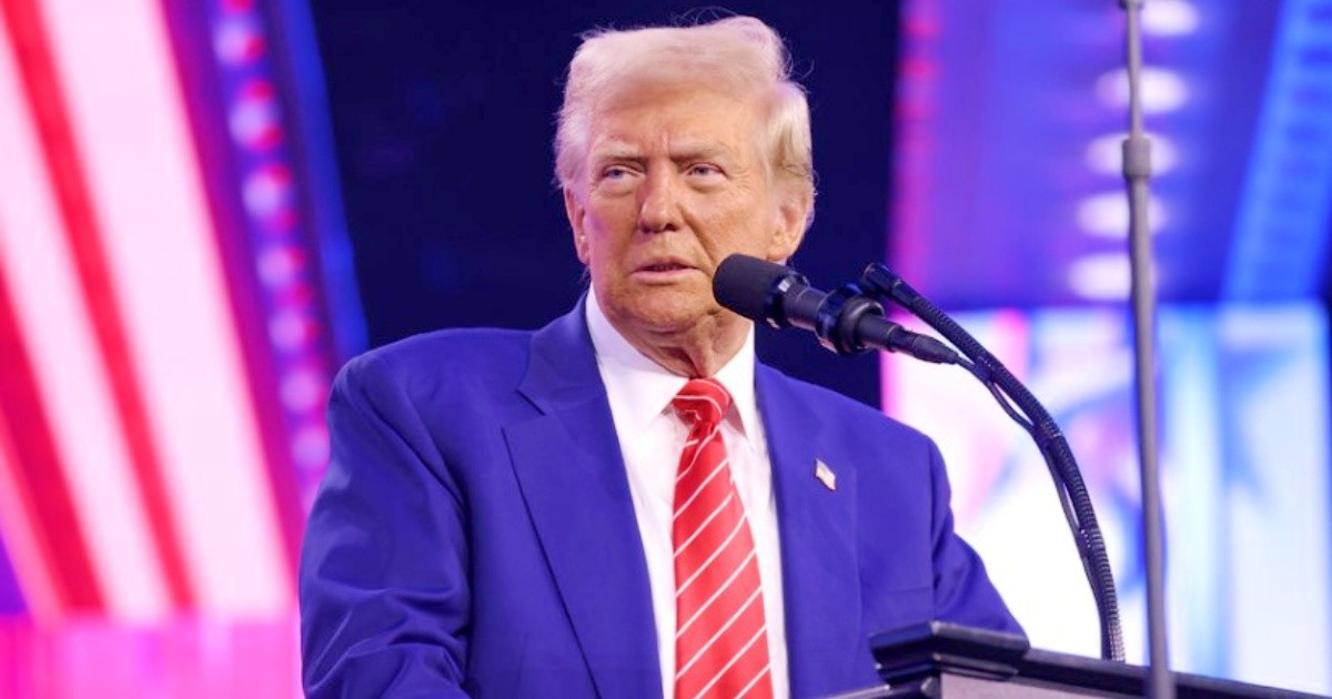 Trump acusa a China de interferir en elecciones estadounidenses con documentos desclasificados