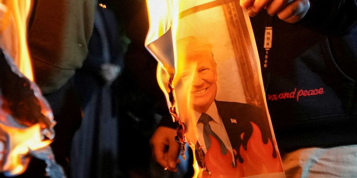Escalating U.S.-Iran Conflict Raises Fears of Larger War