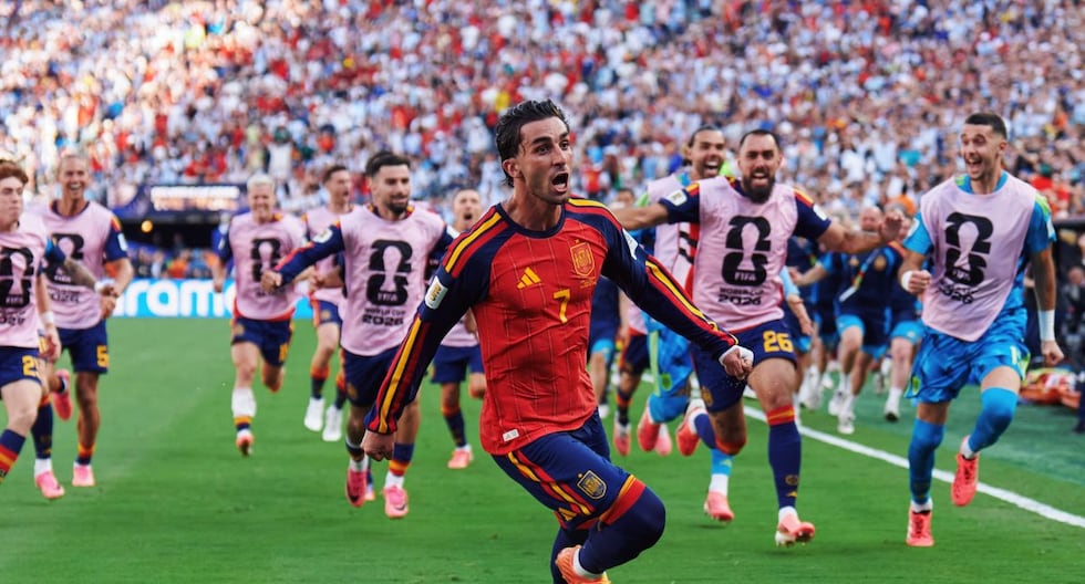 Ferran Torres: La historia de un delantero que convirtió sus dificultades en triunfo