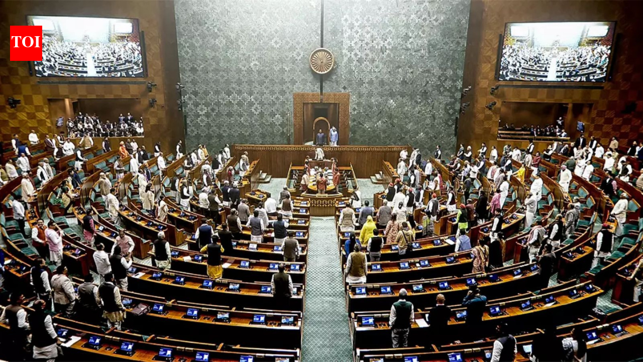 Opposition protests over NEET paper leak and Ayodhya donation theft disrupt opening day of Parliament's Monsoon Session