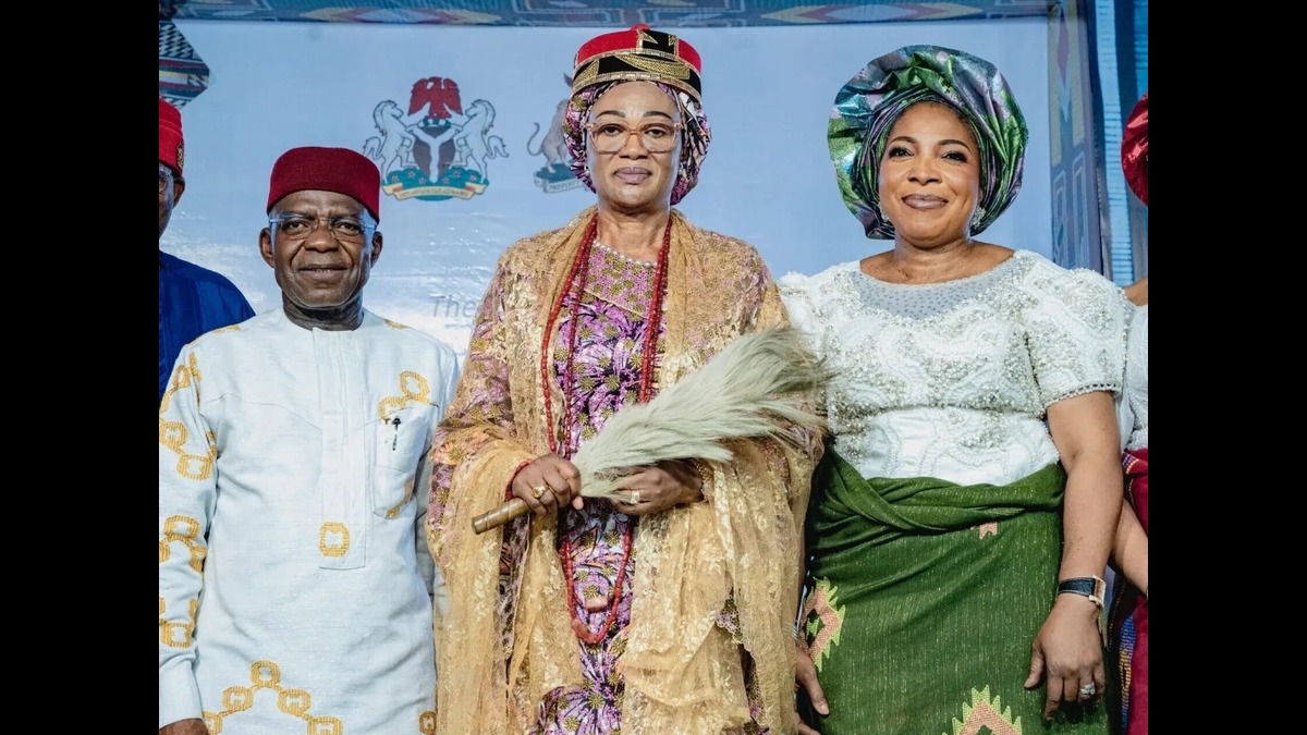 First Lady supports revival of Akwete fabric tradition with N2b donation