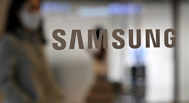 Samsung Unveils Latest Foldable Phones with AI-Driven Features