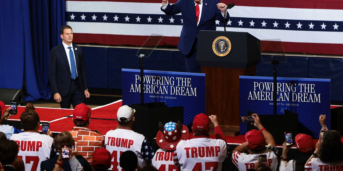 Attendee mocks Trump during his Georgia rally as White House faces criticism over security oversight