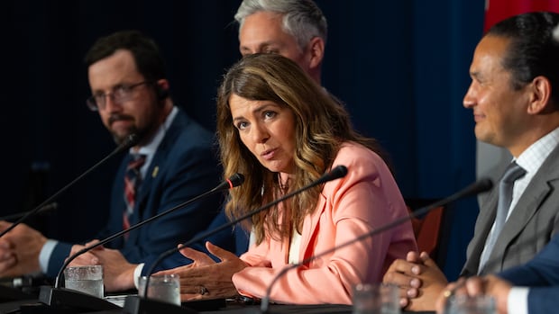 Premiers Seek Tariff Strategy from Carney Amid U.S. Trade Tensions