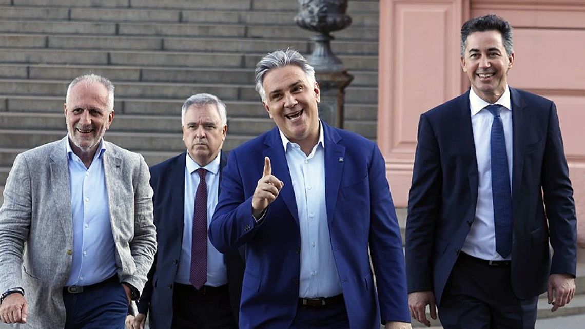 Cambios políticos en Córdoba: estrategia electoral y reconfiguración del gabinete