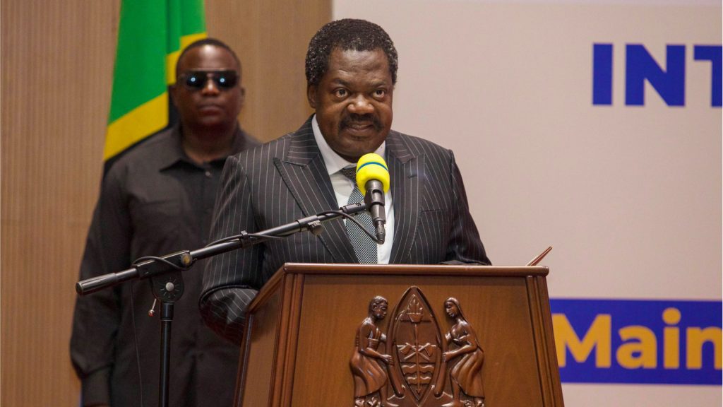 Government commits to collaborating with human rights defenders
