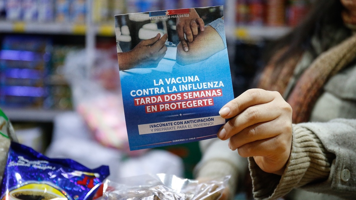 Gobierno extiende campaña de vacunación contra influenza a toda la población
