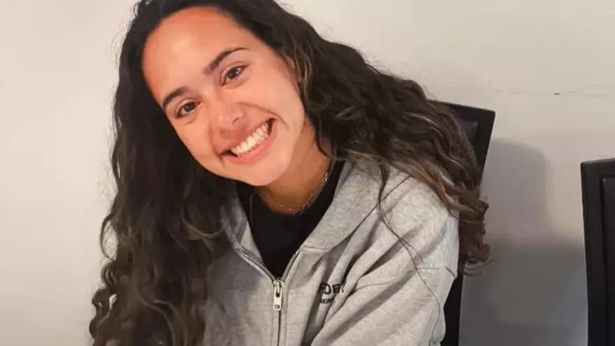 Valeria, la joven bilbaina en coma en Australia, enfrenta una crisis financiera tras el accidente