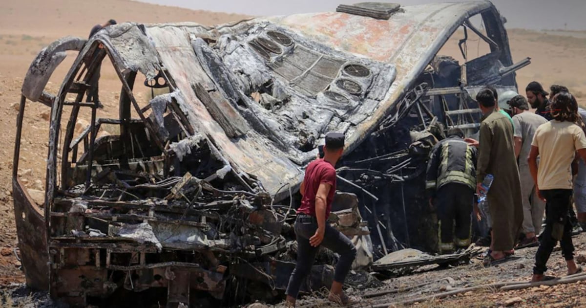 Choque entre buses en Siria deja 35 muertos y 30 heridos