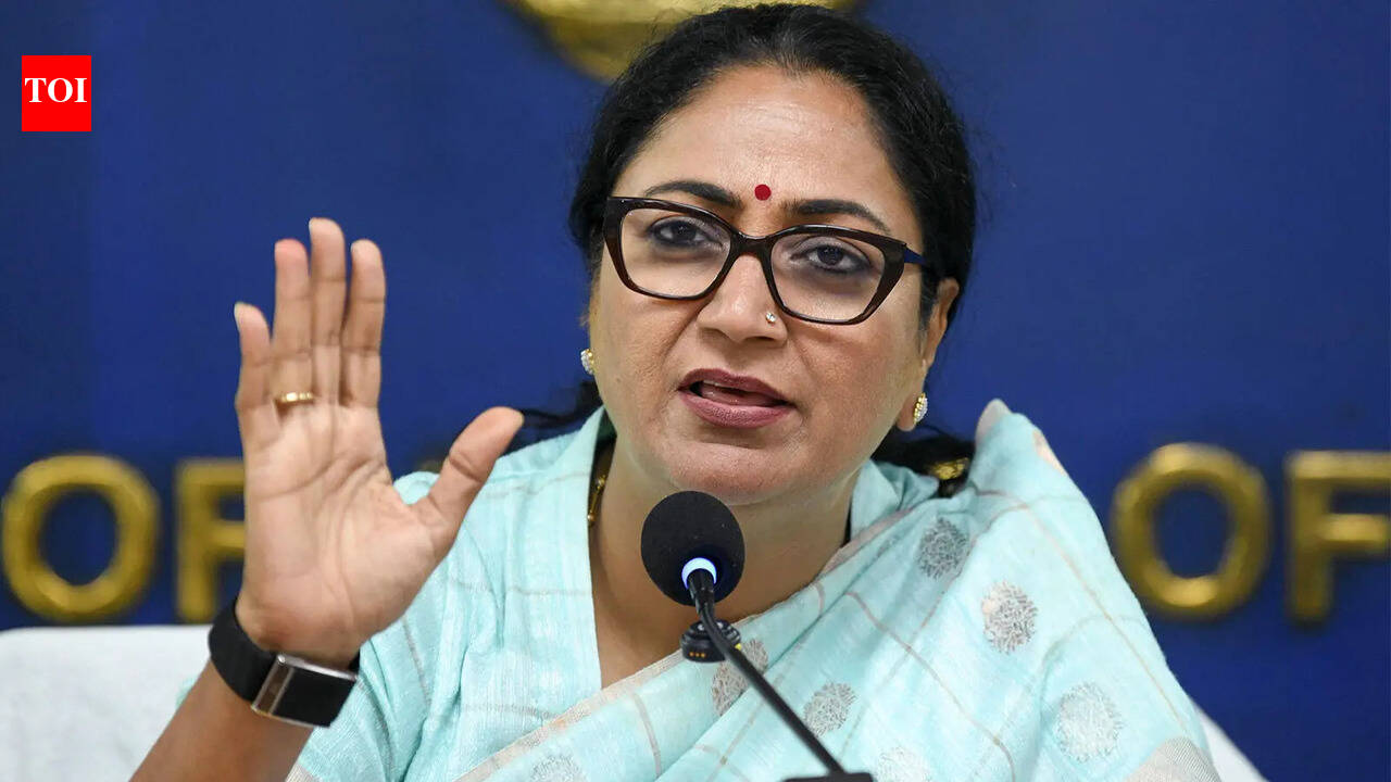 Delhi CM Rekha Gupta commends Dharmendra Pradhan's tenure and resignation, calling it a reflection of ethical public service