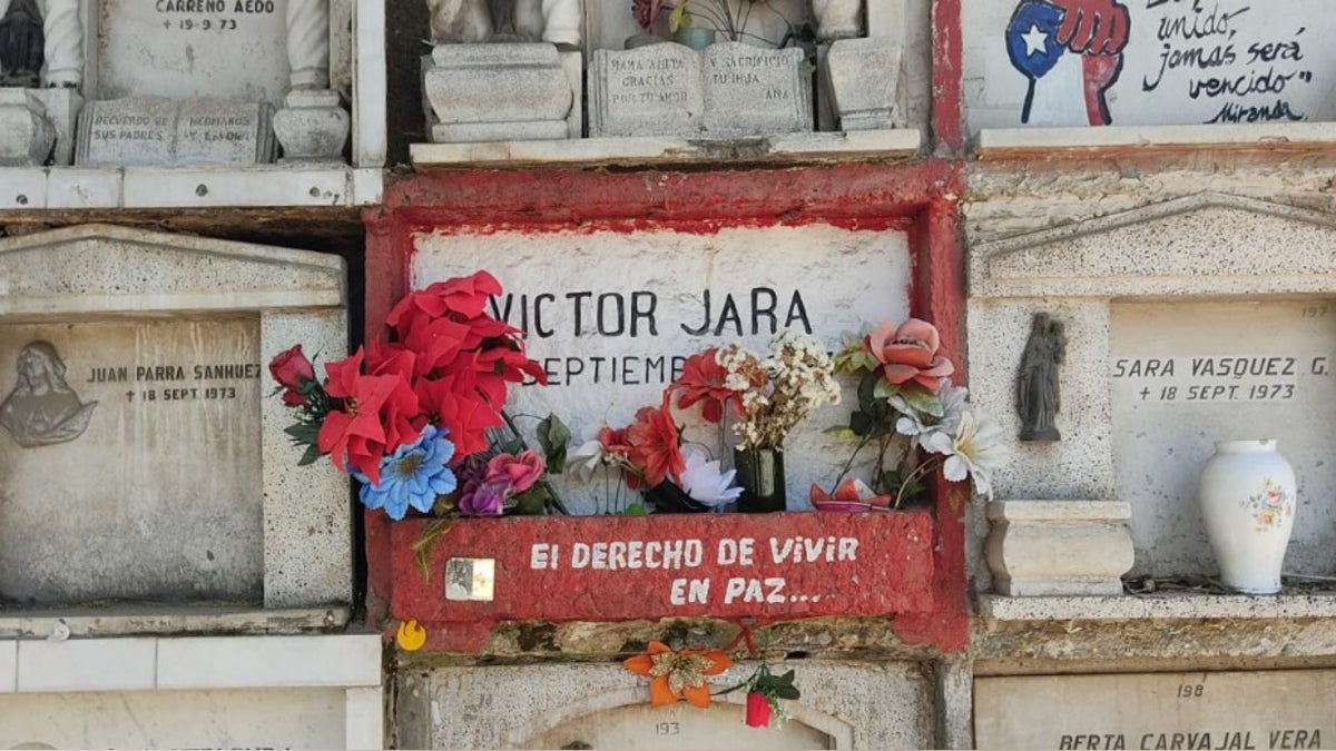 Chile Arrests Last Convicted Ex-Military for the Murder of Singer Víctor Jara