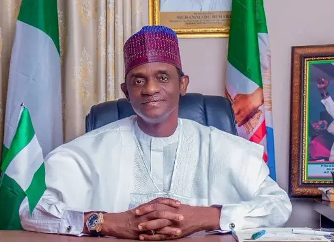 Yobe governor pays tribute to deceased leaders, urges community solidarity