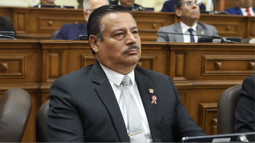 Controversia por supuesta traición en elección de Mesa Directiva del Senado
