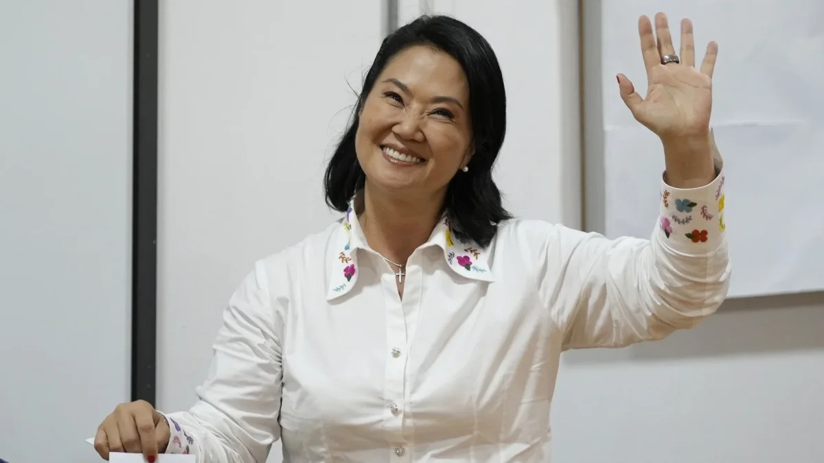 Keiko Fujimori's Economic Challenges: Managing Fiscal Spending and Attracting Investments in Peru