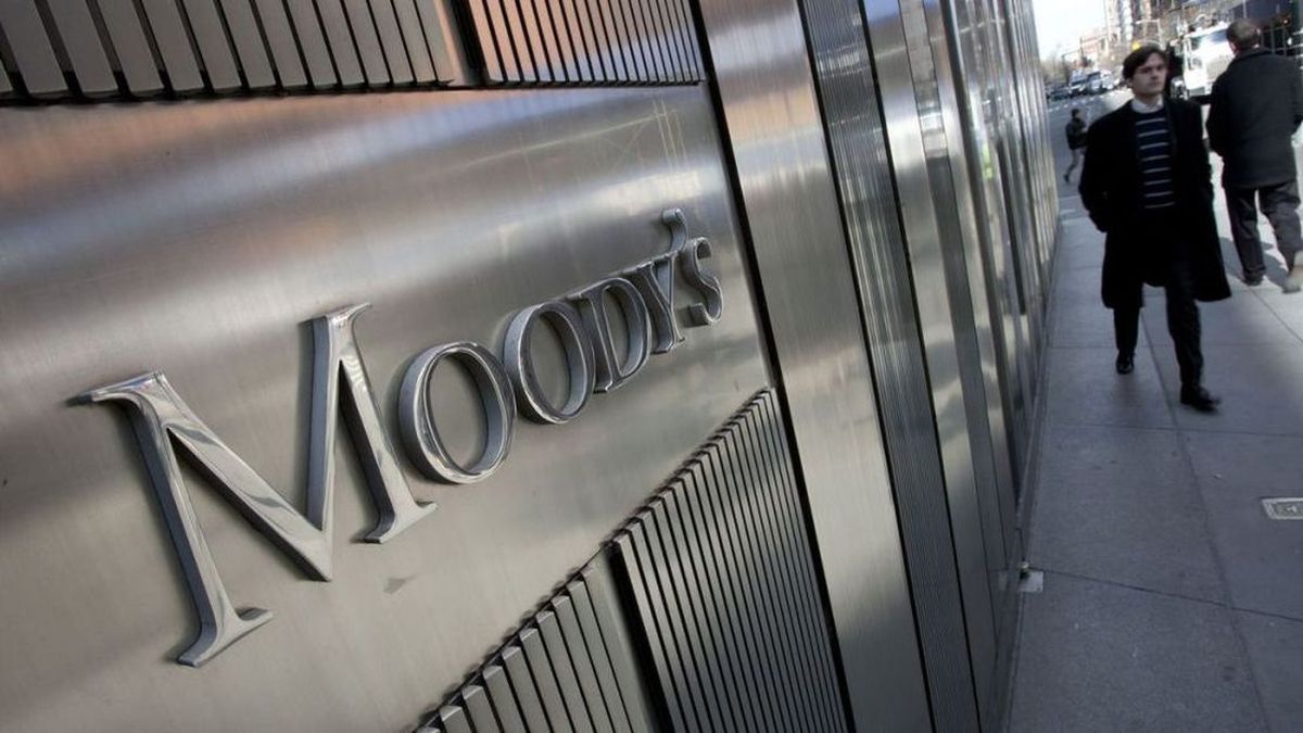 Moody's mejora calificaciones de cinco empresas argentinas de infraestructura