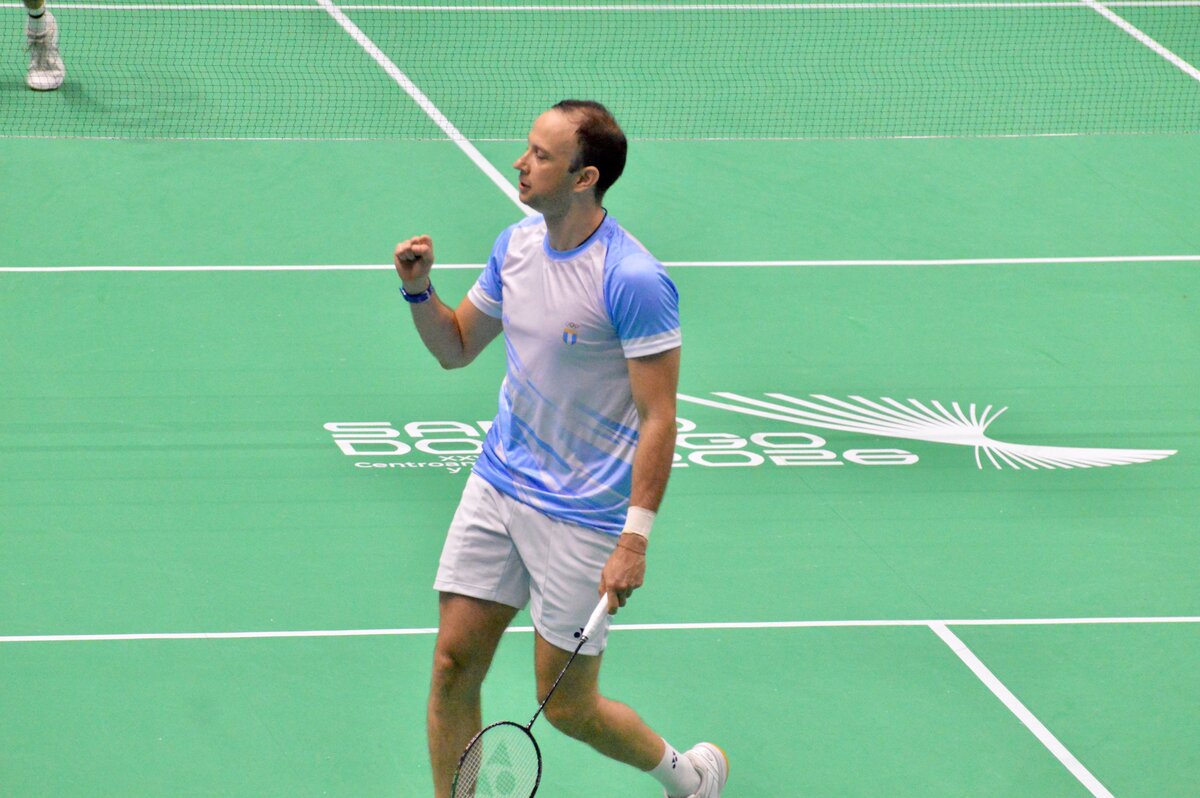 Kevin Cordón se prepara para la final del bádminton en los Juegos Centroamericanos y del Caribe 2026