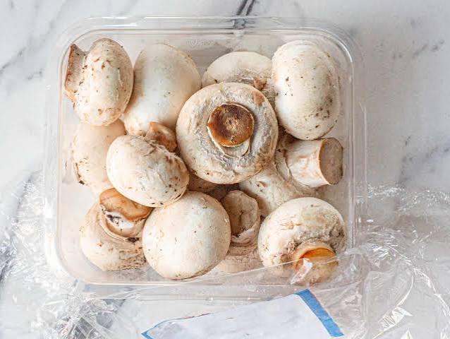 Champignons frais