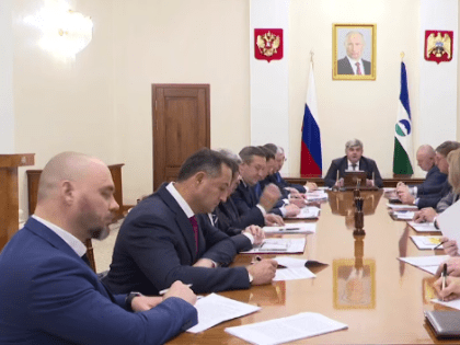Казбек Коков обсудил подготовку к Новому году в КБР