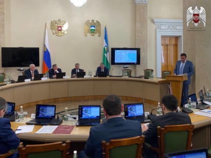 Рустам Калибатов выступил с докладом в Правительстве КБР на стратегической сессии по развитию здравоохранения