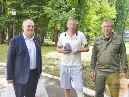 Атаман и его заместитель навестили бойцов СВО на лечении в Ставрополе