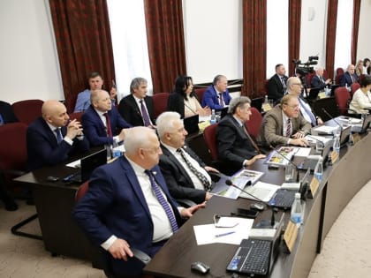 Депутаты обсудили вопросы дорожной деятельности