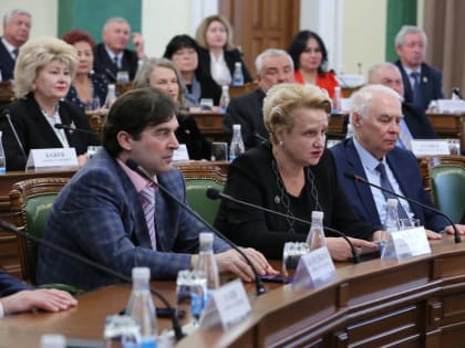 Казбек Коков встретился с членами Общественной палаты КБР