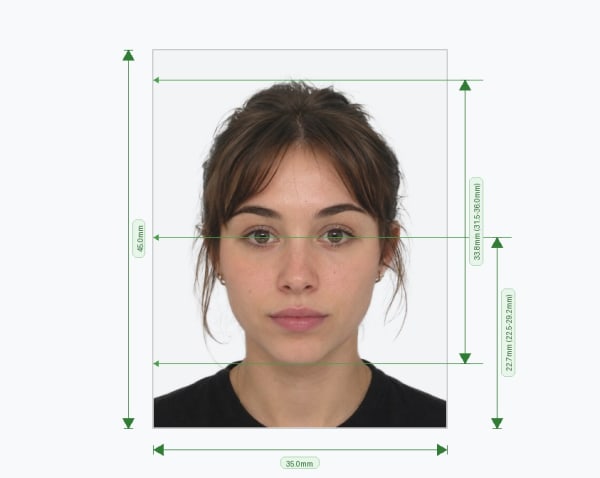Passport photo with measurements