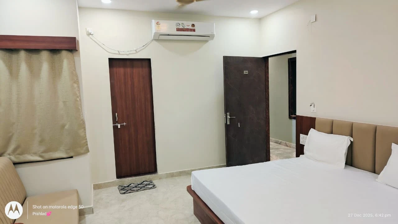 Signature Room - luxury hotel room at The GRIPA HOTEL, Chitrakoot