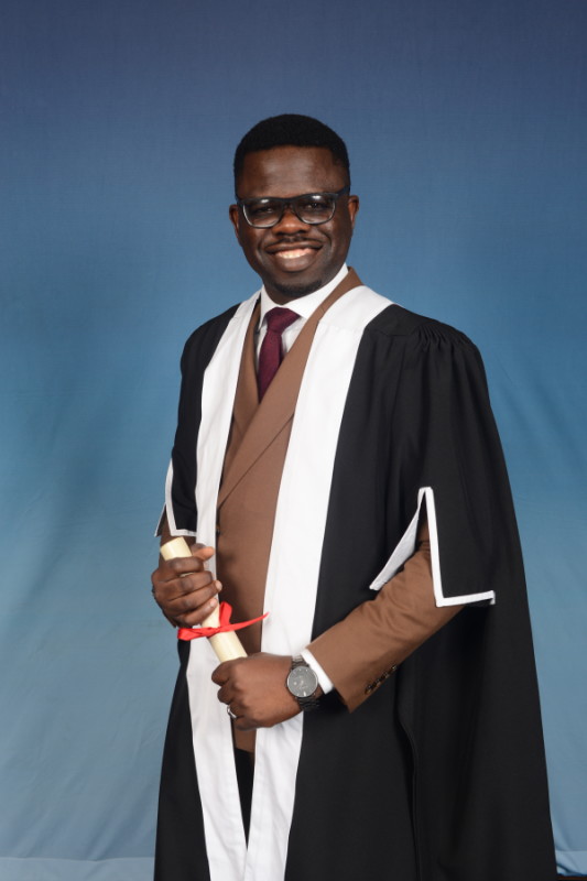 Dr. Ayodeji Efuntoye