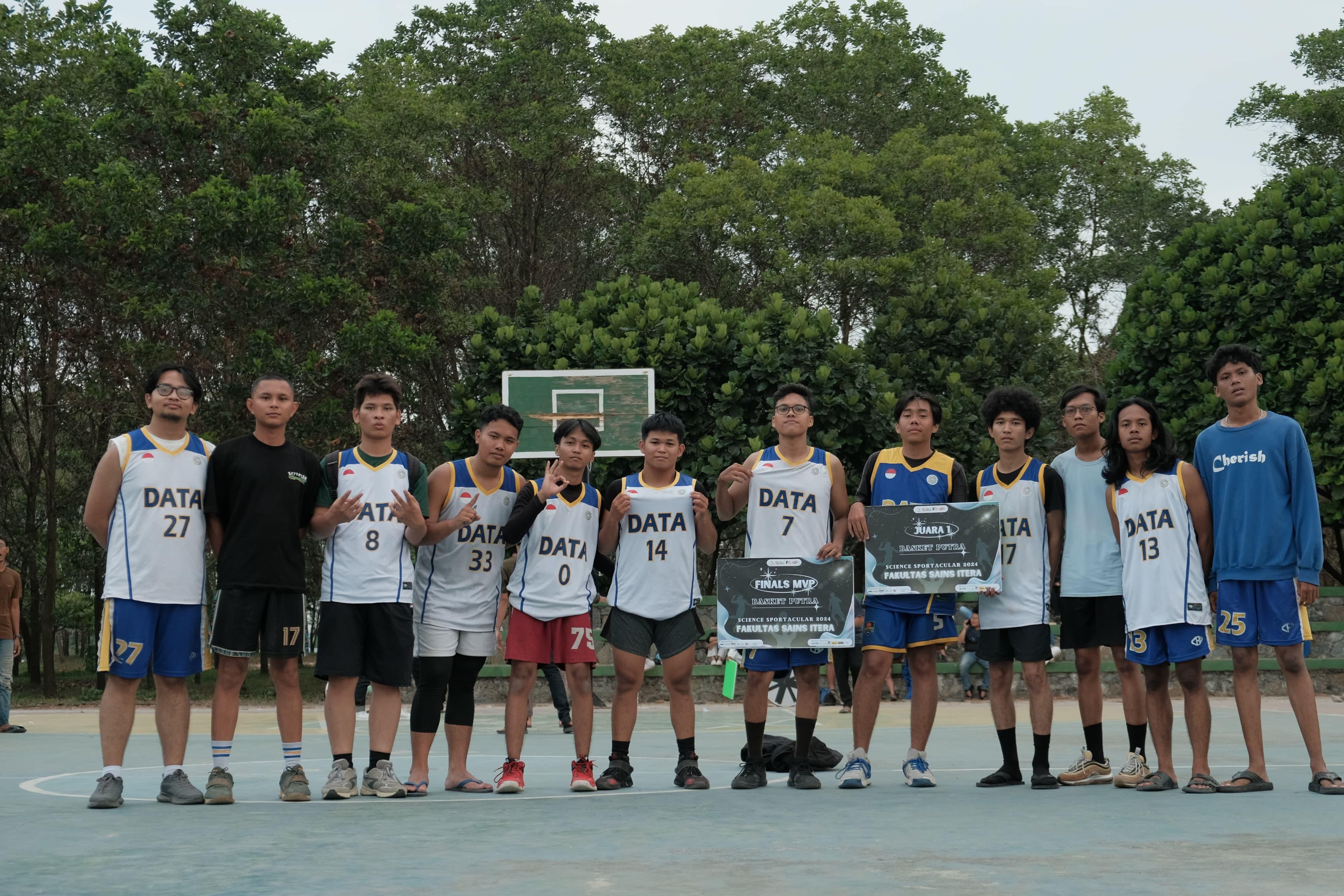 basket cowo.jpegImages