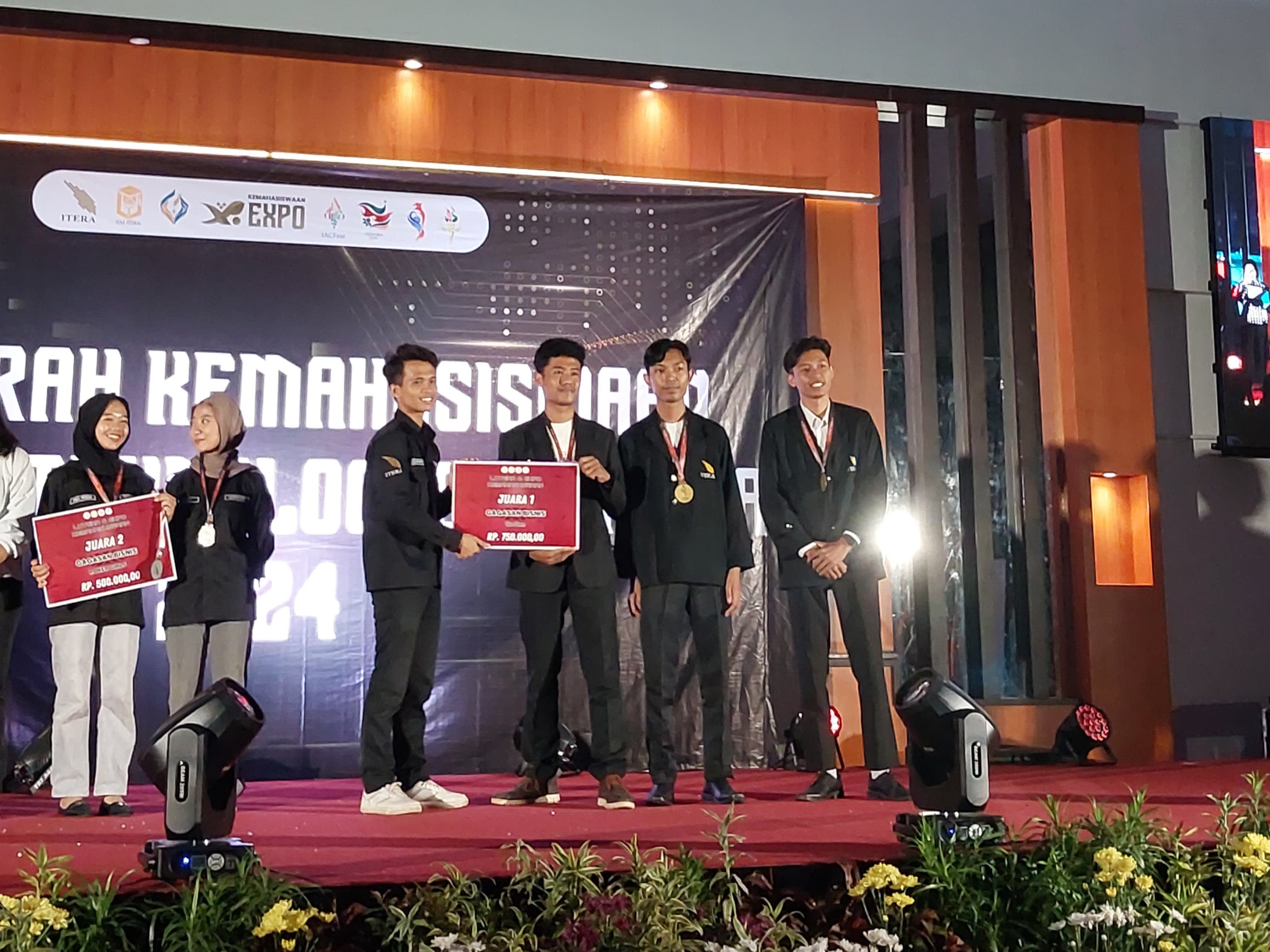 Dari OSITERA hingga Gagasan Bisnis, Mahasiswa Sains Data ITERA Bawa Pulang Tiga Gelar di LITERA 2024