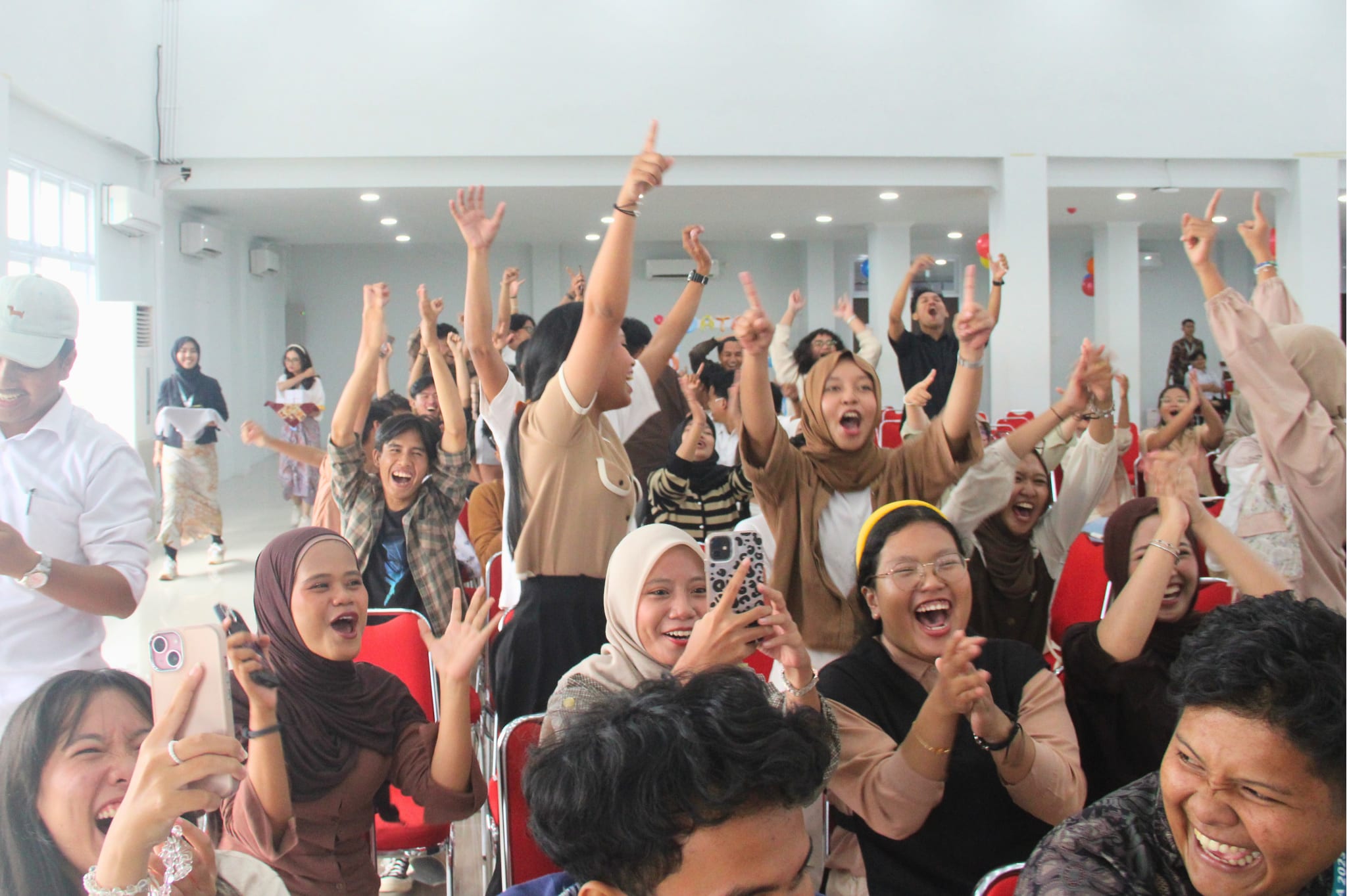 8.pngImages