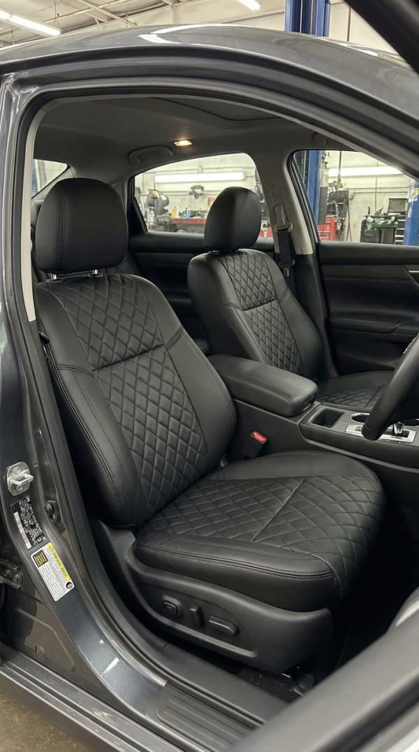 Последний кадр — отреставрированное кресло