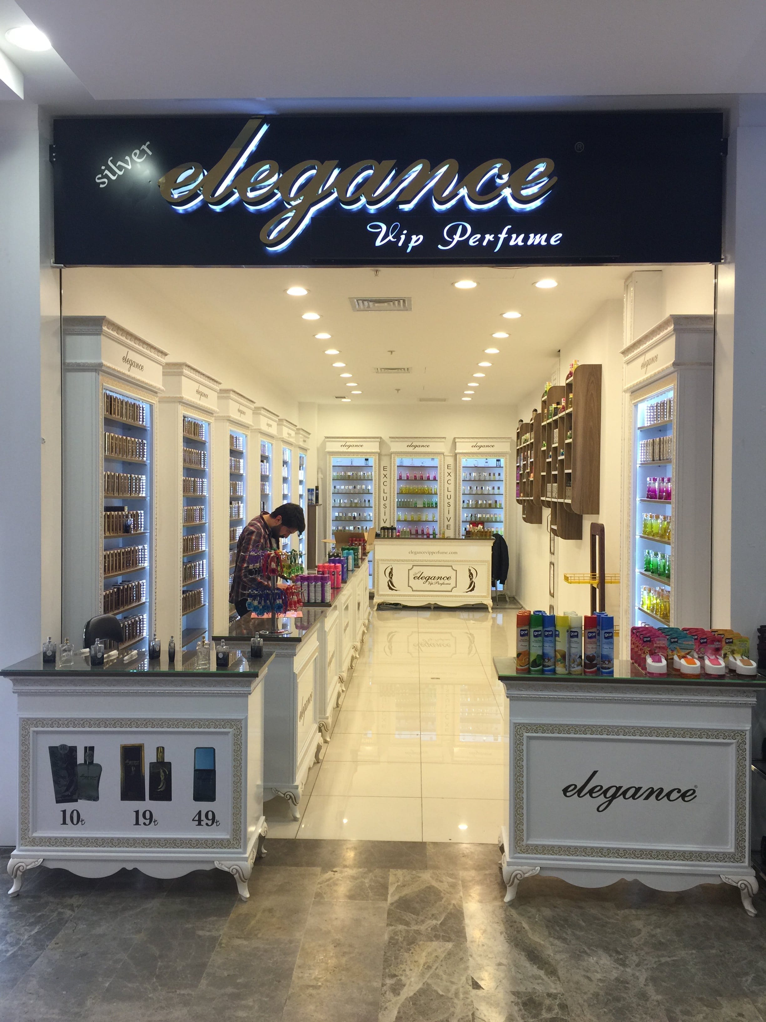 Elegance VIP Perfume store