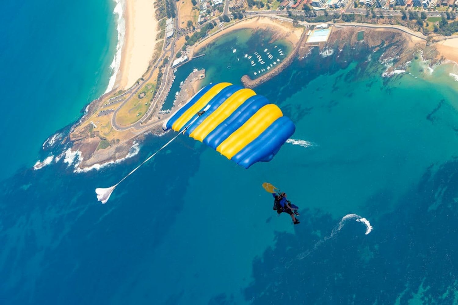 Sydney Wollongong 15,000ft Tandem Skydive (With Transfer)