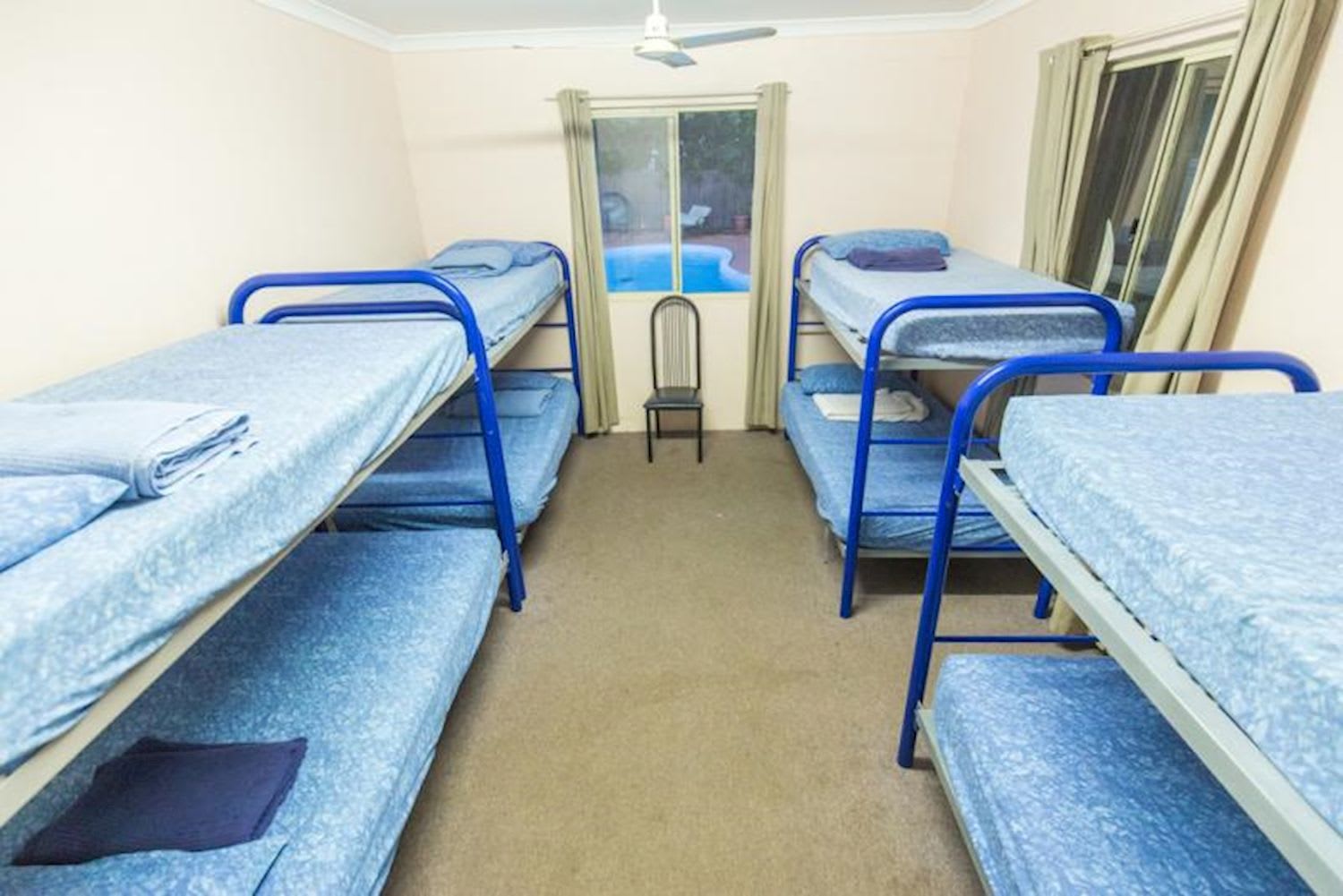 Perth to Exmouth & Return (18+) - Image 2