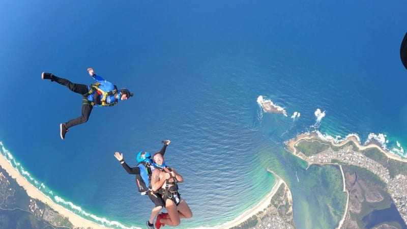 Sydney Newcastle 15,000ft Tandem Skydive for Groups of 8 or more