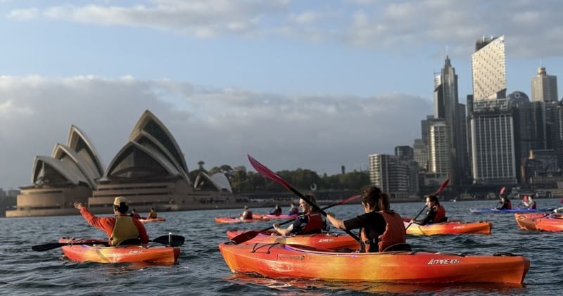 Opera House and Harbour Kayak (Single Kayak)