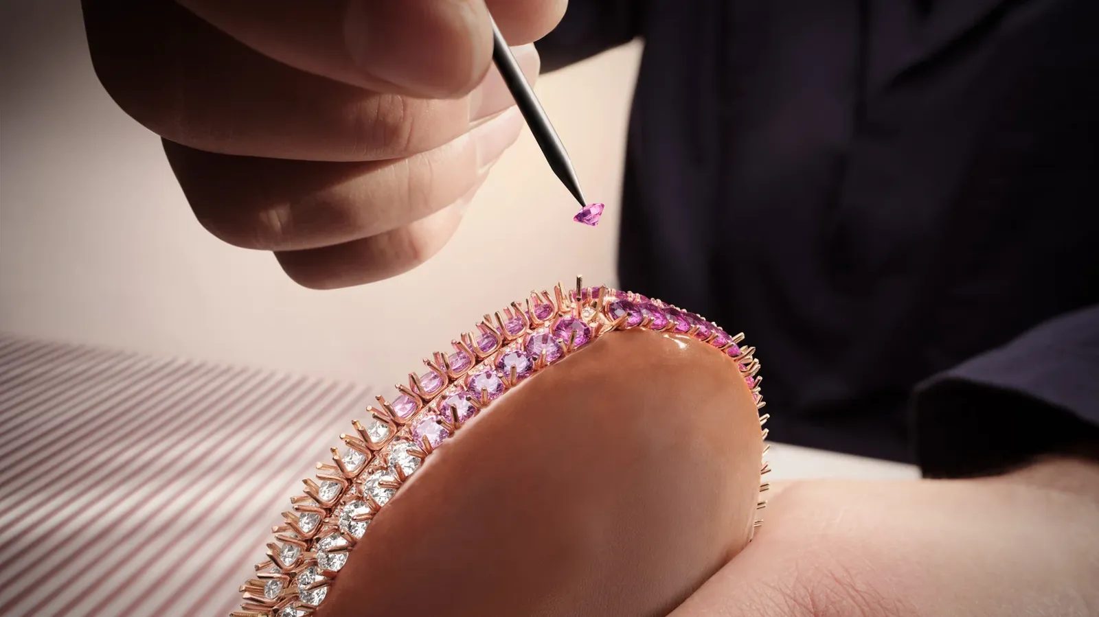 Découvrez la montre Jaeger-LeCoultre 101 Secrets à Genève