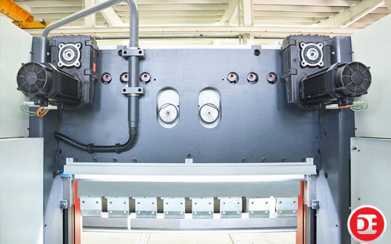 Servo electric press brake bending