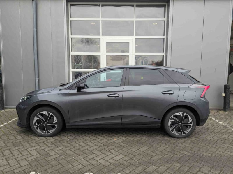 MAIN MG MG4 Electric Luxury Longe Range 64kWh ev luxury long range 150kW aut Occasion