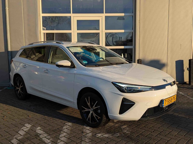 MAIN MG 500e Luxury Long Range 61.1kWh ev luxury long range 115kW aut Occasion